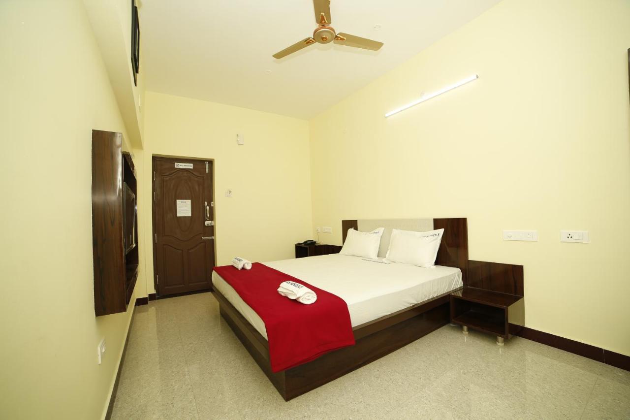 Akash Residency Hotel Rameshwaram Exterior photo