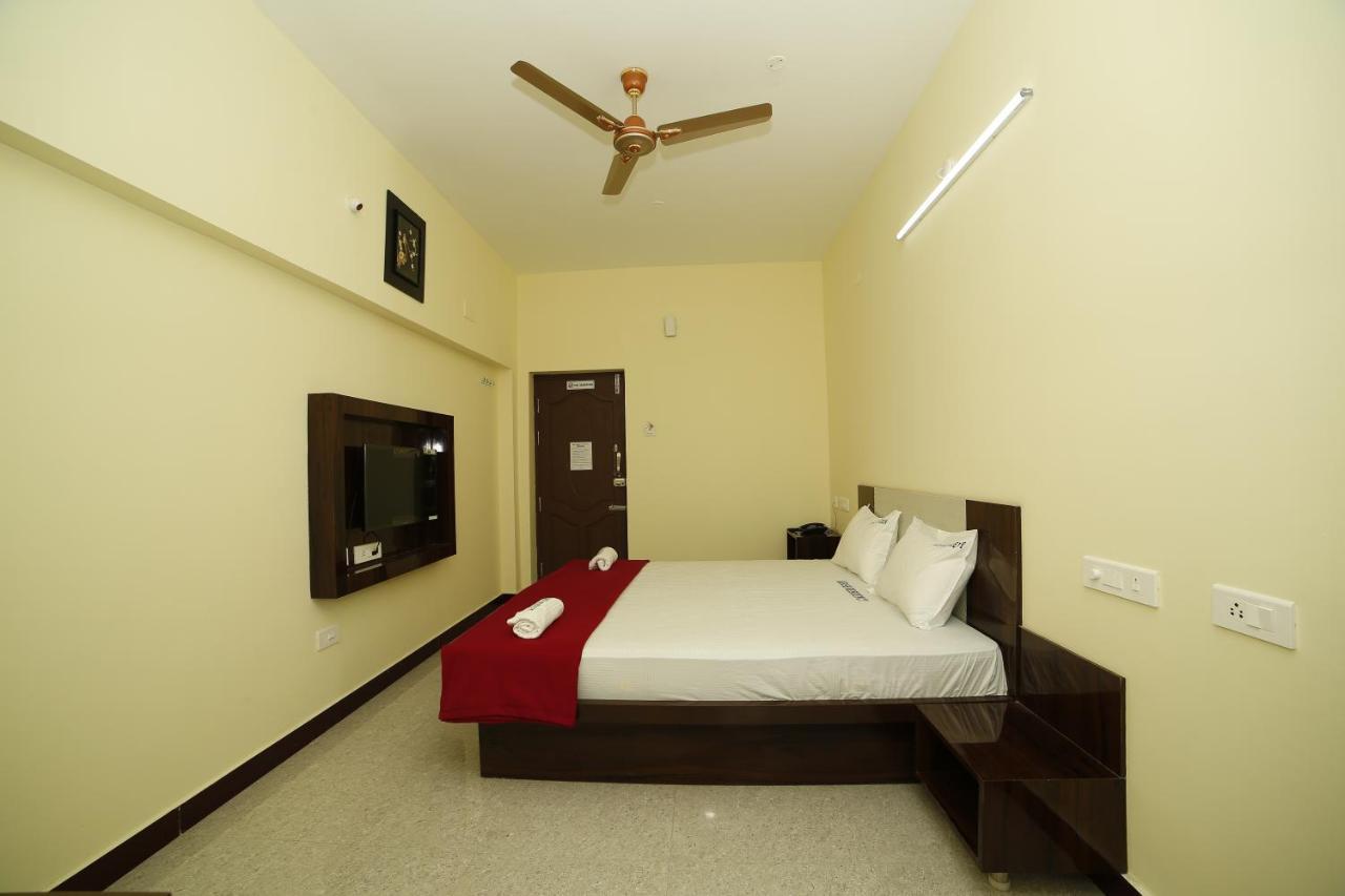 Akash Residency Hotel Rameshwaram Exterior photo