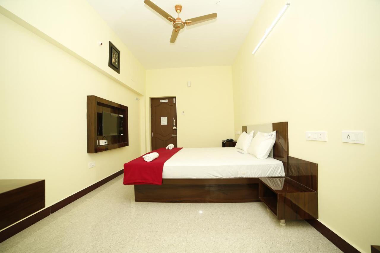 Akash Residency Hotel Rameshwaram Exterior photo